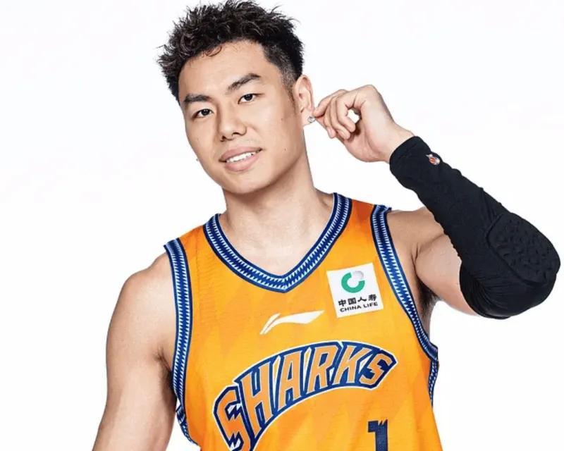 李添荣可咋整？开赛三分连崩两场，防守也不行，上限就这样了？